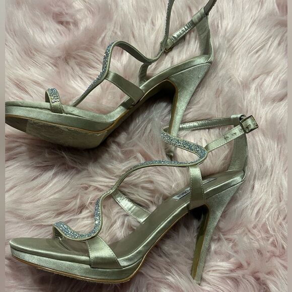 Steve Madden heels - Picture 3 of 6